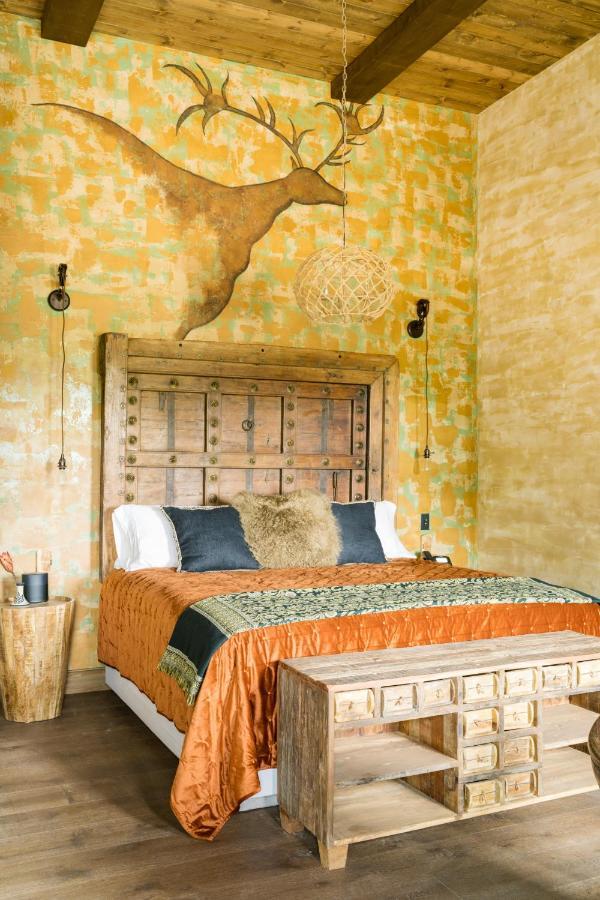 Ancient Lore Village Knoxville Extérieur photo