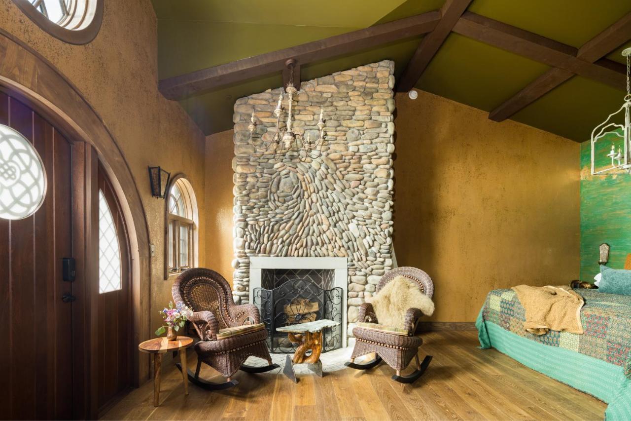 Ancient Lore Village Knoxville Extérieur photo