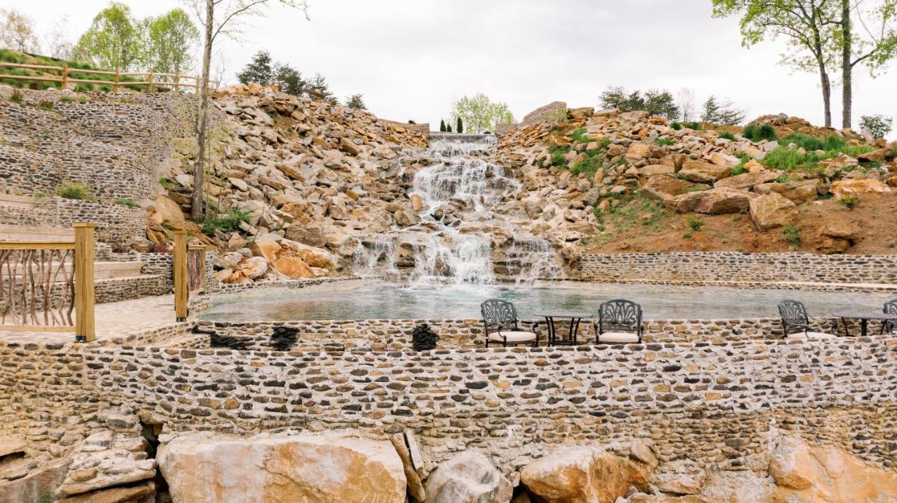 Ancient Lore Village Knoxville Extérieur photo