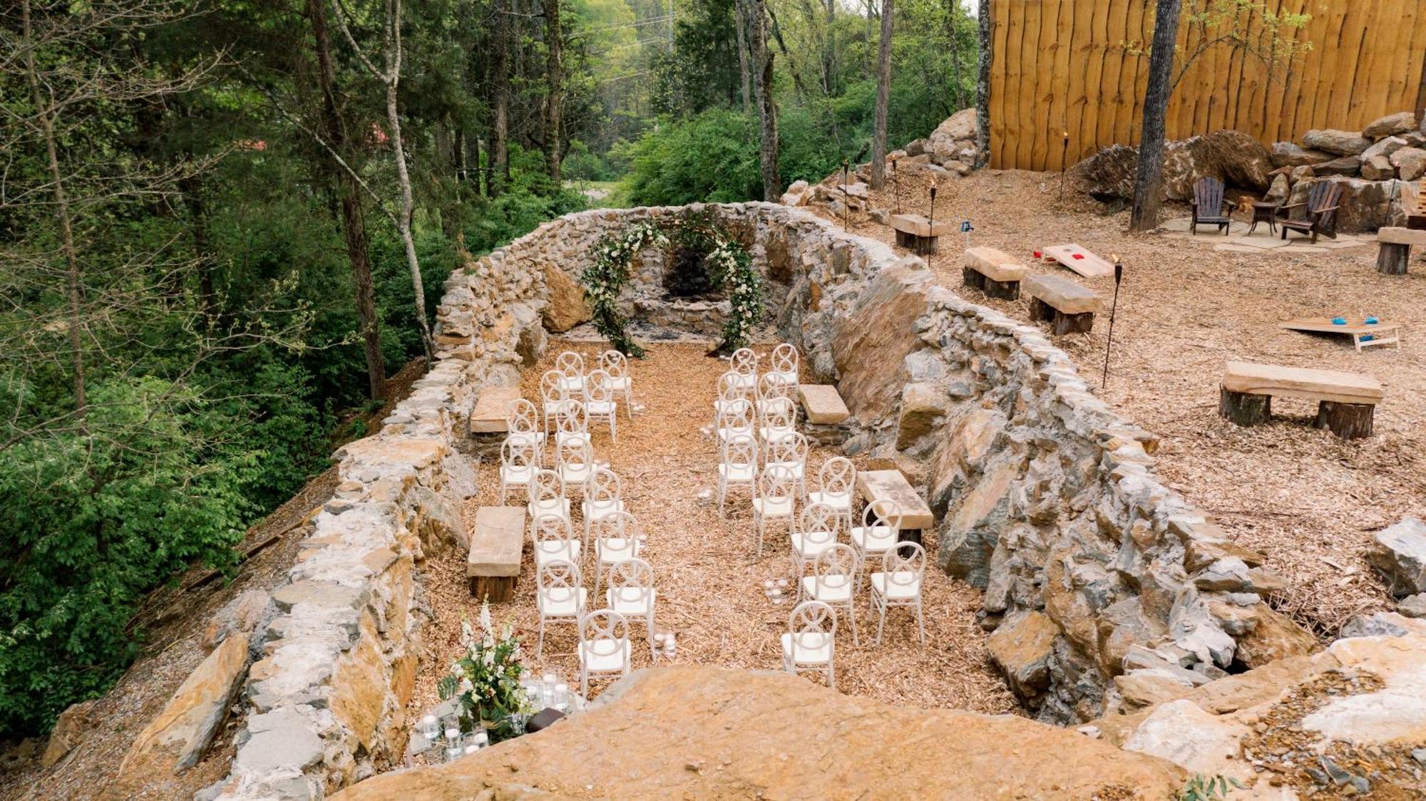 Ancient Lore Village Knoxville Extérieur photo